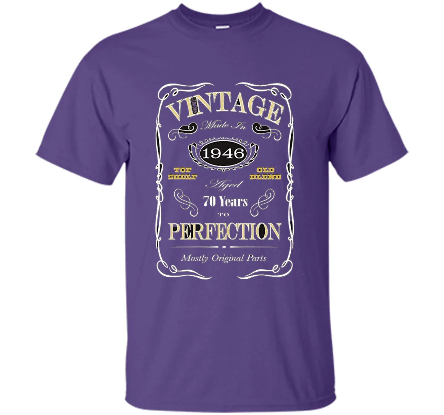 70th Birthday Gift T-Shirt - Born In 1946 - Vintage