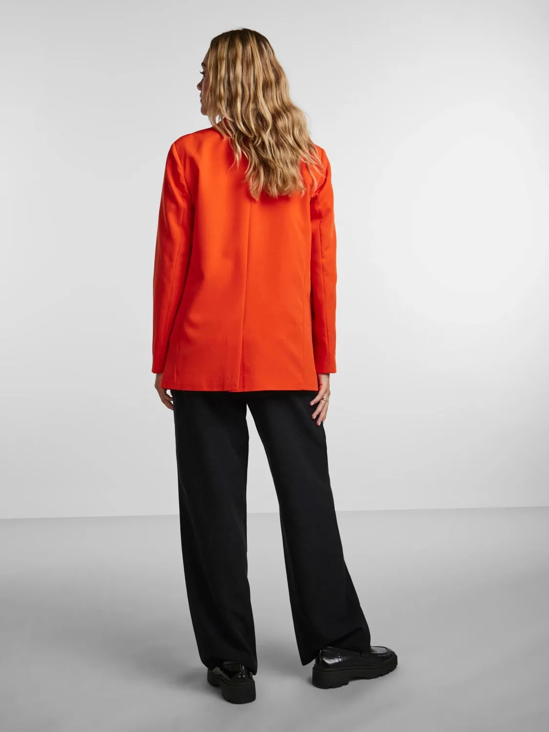 Amelia Oversized Blazer (Tangerine Tango)