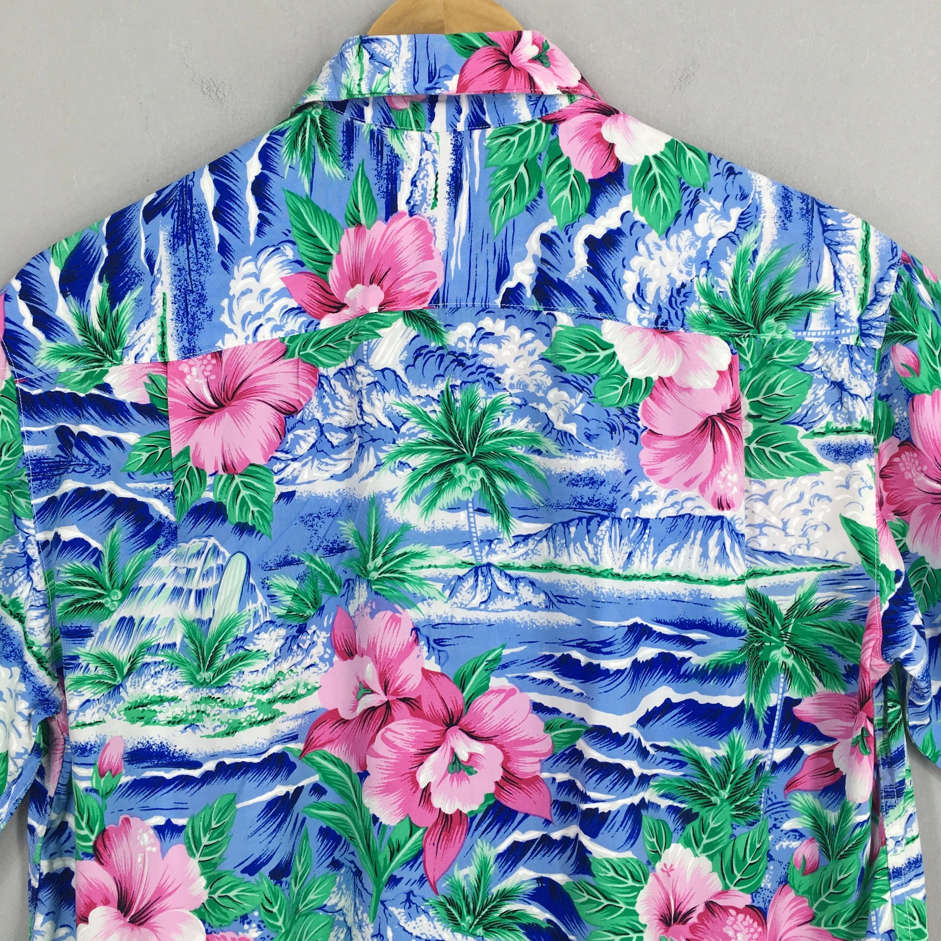 Hawaii Hibiscus Floral Shirt Medium